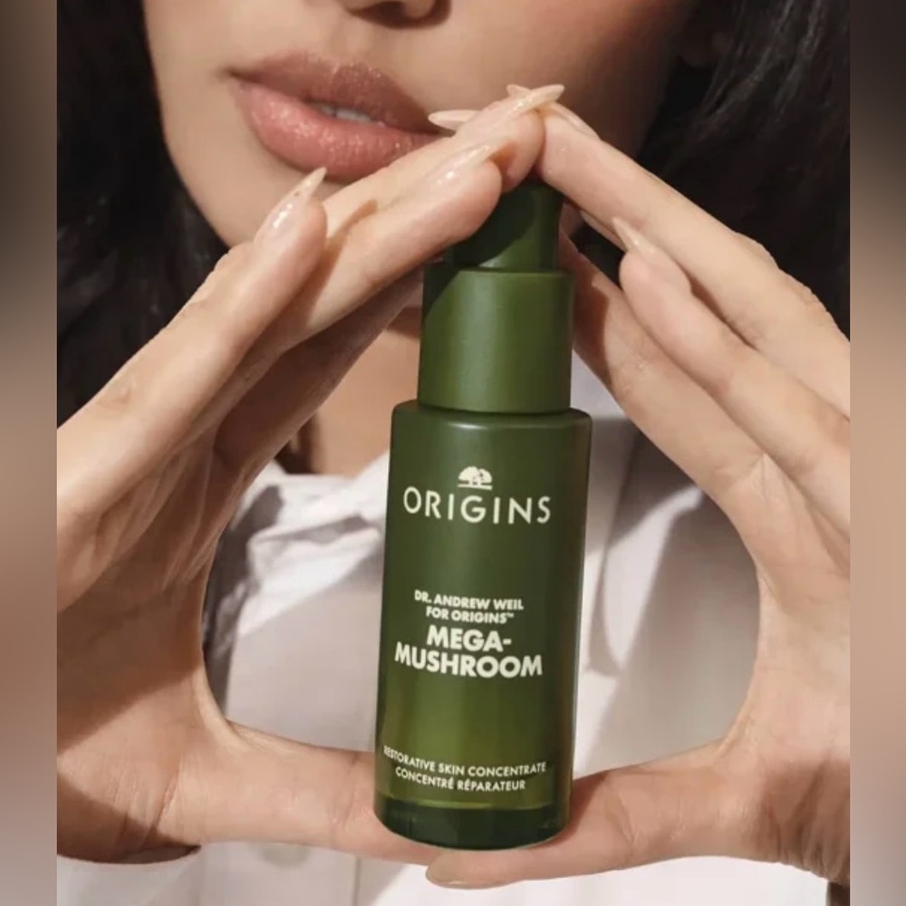 Origins - Dr. Andrew Weil - Mega-Mushroom Restorative Skin Concentrate
